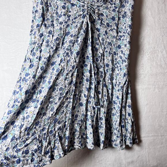 Cotton On Women small Floral Ruched Mini Dress Short Sleeve Blue White romantic - Picture 5 of 6